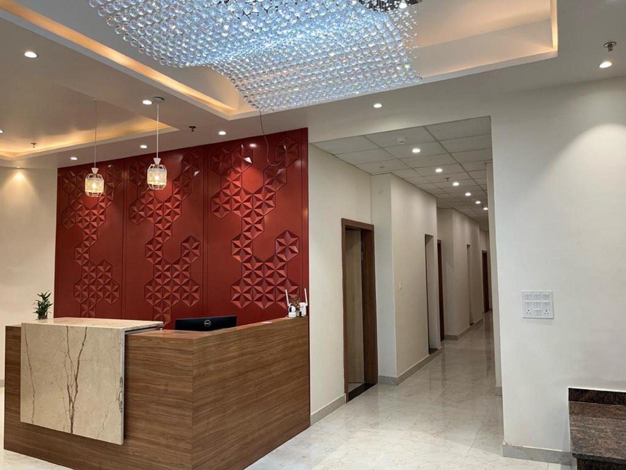 Hotel Satsang Grand Βαρανάσι Εξωτερικό φωτογραφία